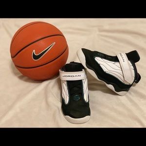 Jordan Pro Strong Toddler Shoe